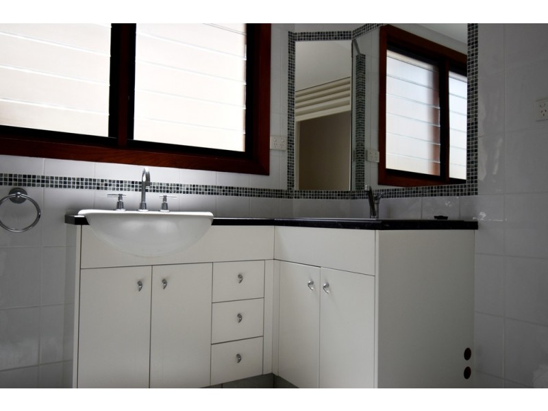 40 Roderick Street, Moffat Beach QLD 4551