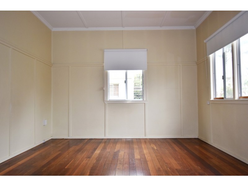 3 Mahia Terrace, Kings Beach QLD 4551