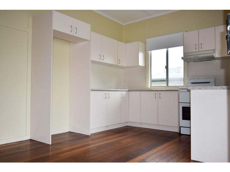 3 Mahia Terrace, Kings Beach QLD 4551