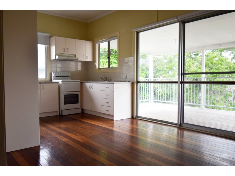 3 Mahia Terrace, Kings Beach QLD 4551