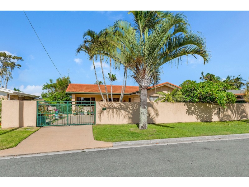 8 Elinya Street, Battery Hill QLD 4551