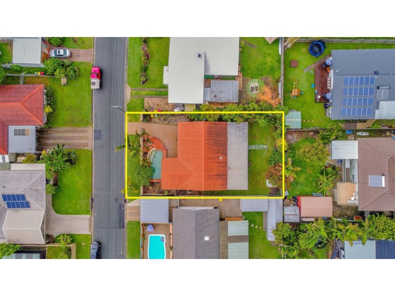 8 Elinya Street, Battery Hill QLD 4551