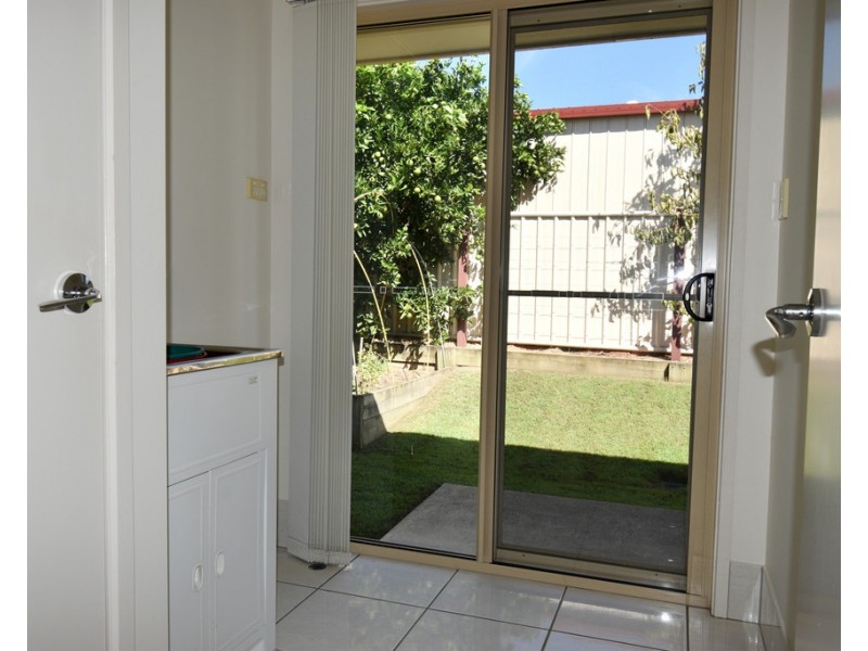 11 Gloria Close, Glass House Mountains QLD 4518