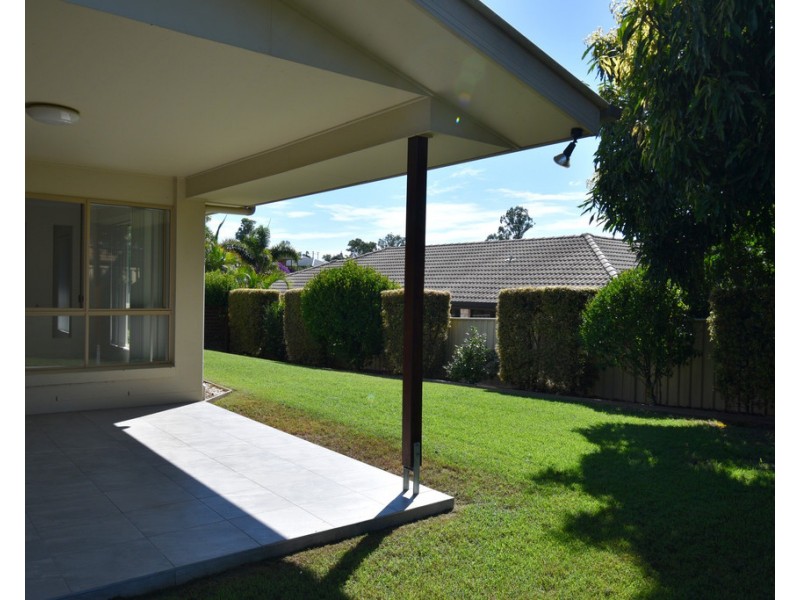 11 Gloria Close, Glass House Mountains QLD 4518