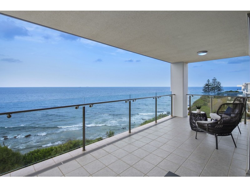 1 Bennett Street, Moffat Beach QLD 4551