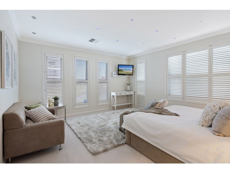 1 Bennett Street, Moffat Beach QLD 4551