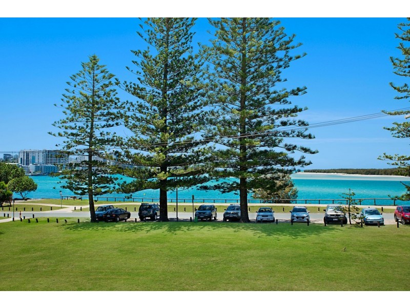 Unit 1/27 Landsborough Parade, Golden Beach QLD 4551