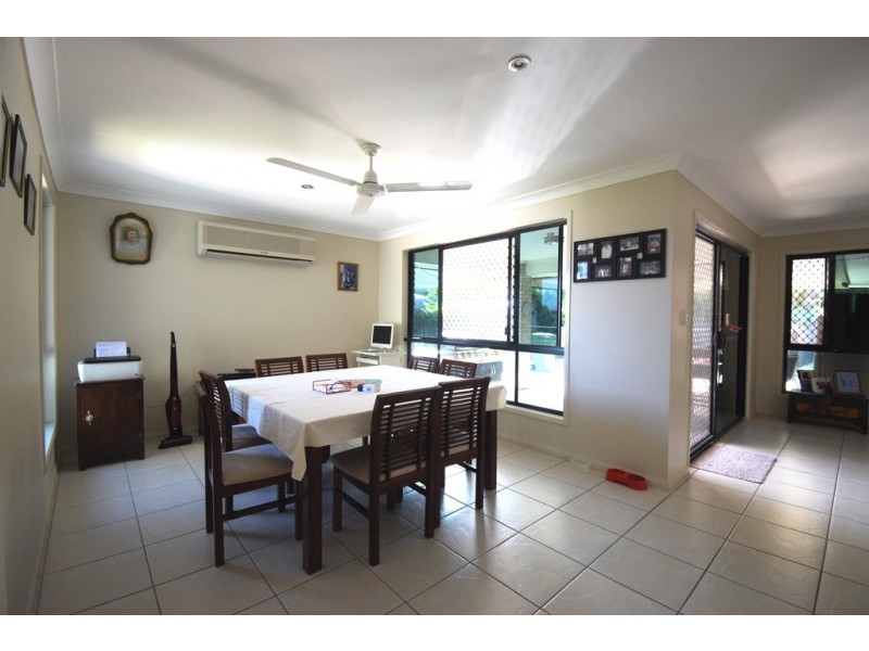 43 Bellevue Drive, Little Mountain QLD 4551