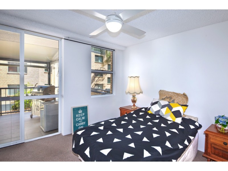 Unit 1/52 King Street, Kings Beach QLD 4551