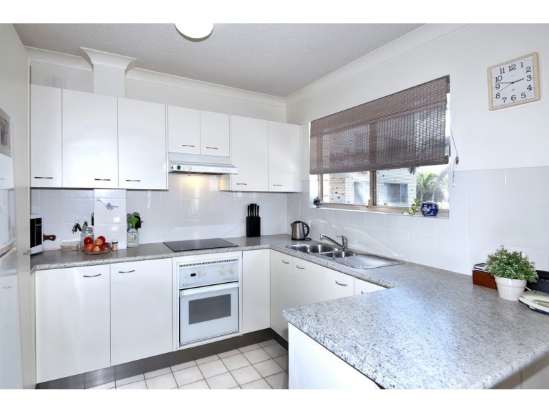 Unit 1/85 Esplanade, Golden Beach QLD 4551