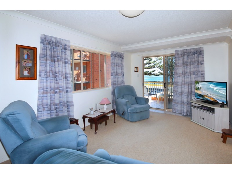 Unit 1/85 Esplanade, Golden Beach QLD 4551