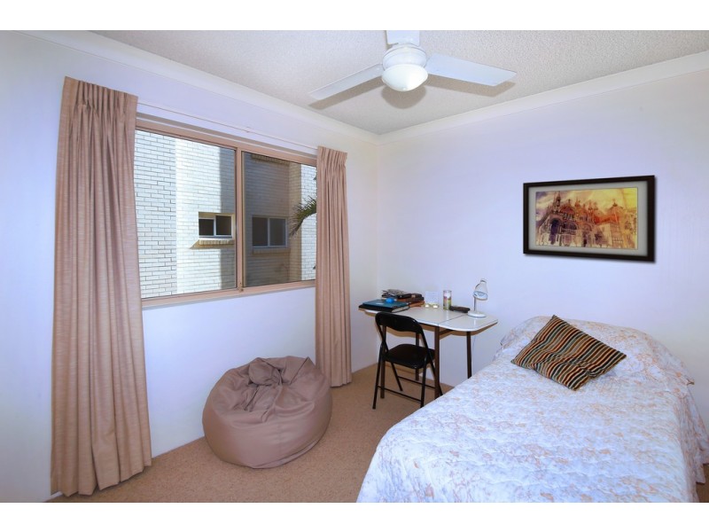 Unit 1/85 Esplanade, Golden Beach QLD 4551