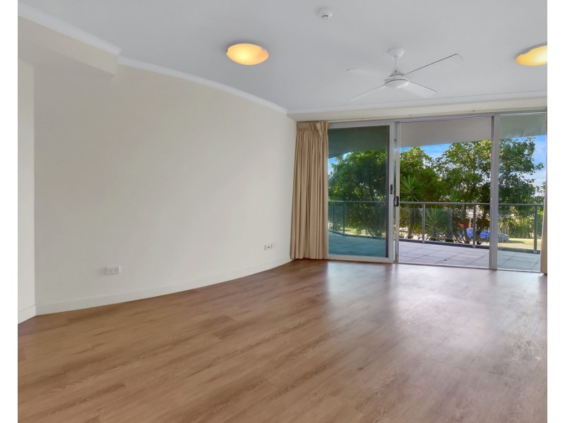 Unit 208/42 Queen Street, Kings Beach QLD 4551
