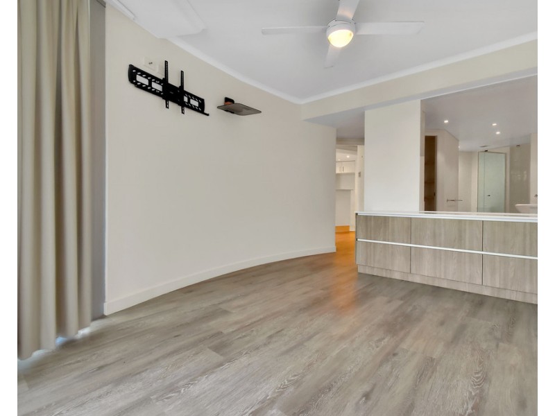 Unit 208/42 Queen Street, Kings Beach QLD 4551