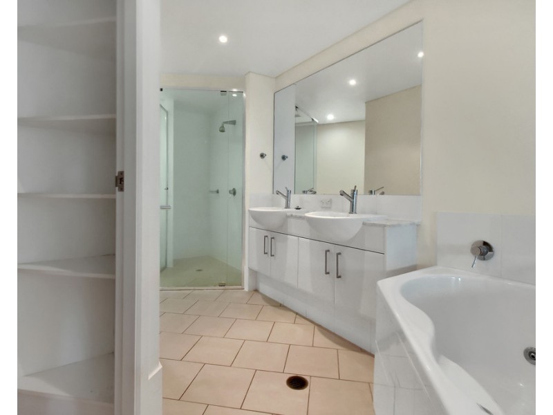 Unit 208/42 Queen Street, Kings Beach QLD 4551