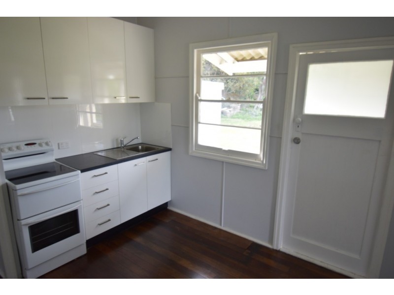 9 Mayes Avenue, Caloundra QLD 4551