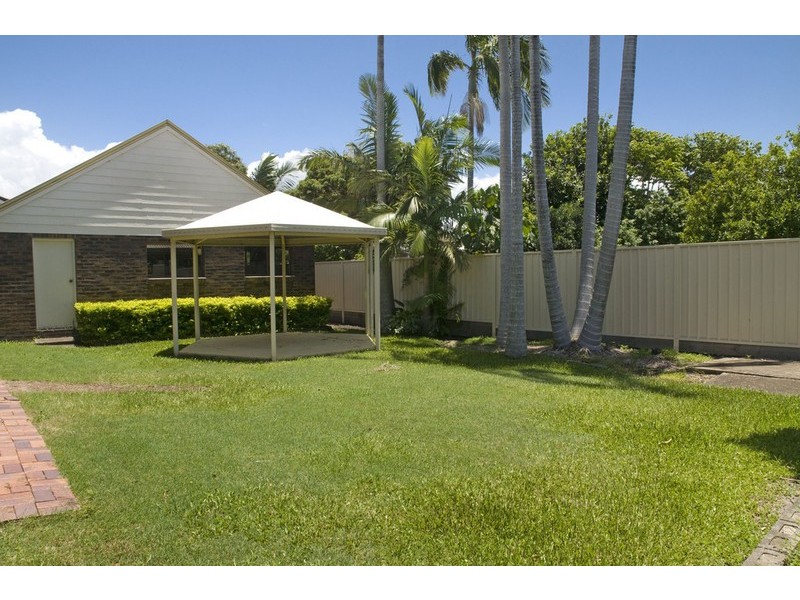 7 Truscott Court, Golden Beach QLD 4551