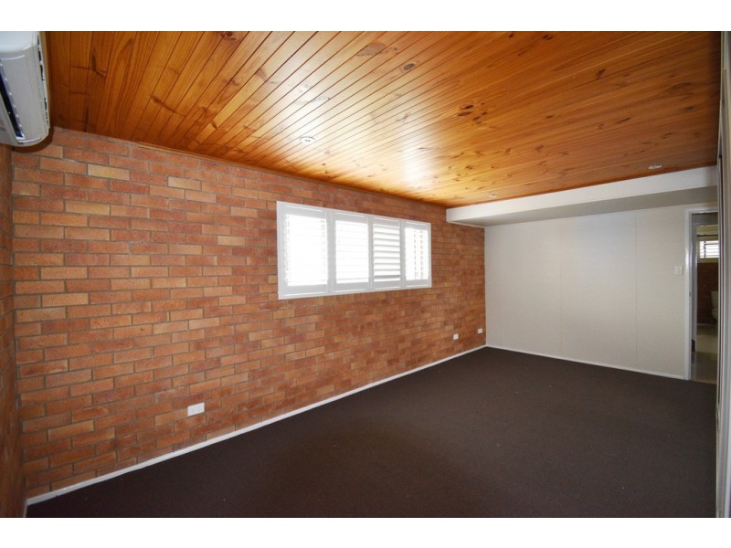 7 Truscott Court, Golden Beach QLD 4551