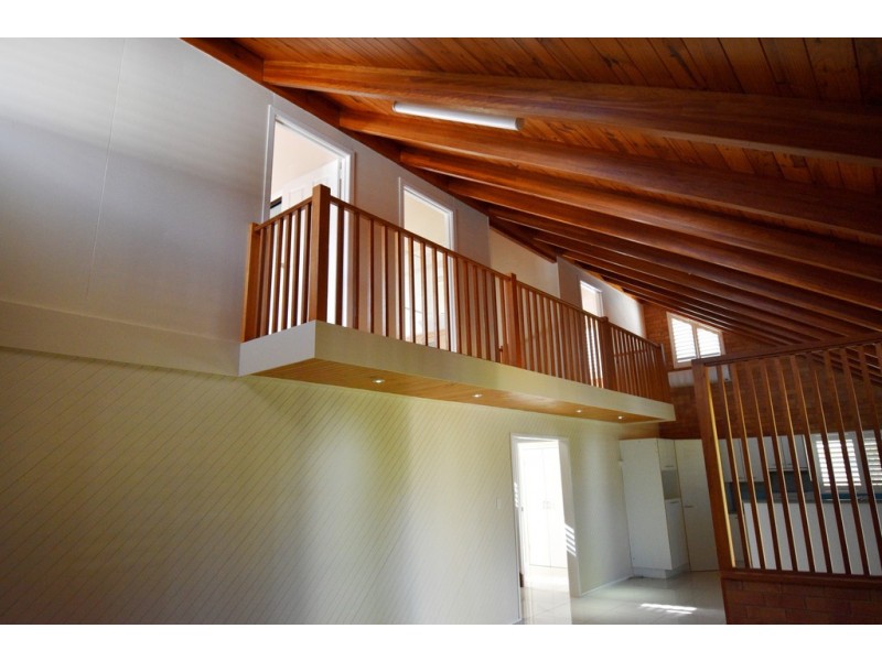 7 Truscott Court, Golden Beach QLD 4551