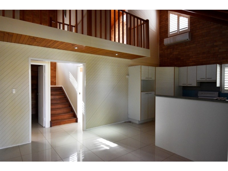 7 Truscott Court, Golden Beach QLD 4551