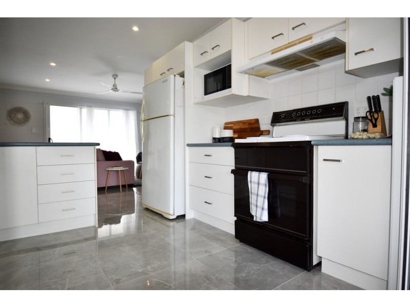 44 Theresa Street, Golden Beach QLD 4551