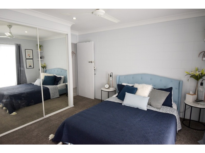 44 Theresa Street, Golden Beach QLD 4551