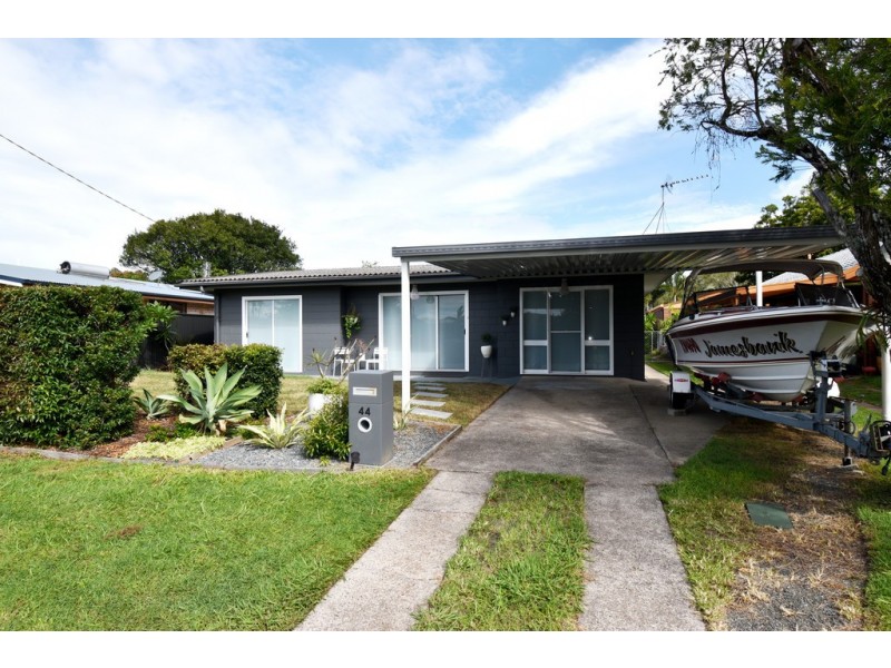 44 Theresa Street, Golden Beach QLD 4551