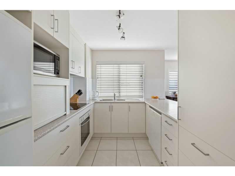 9/35 Maltman Street South, Kings Beach QLD 4551