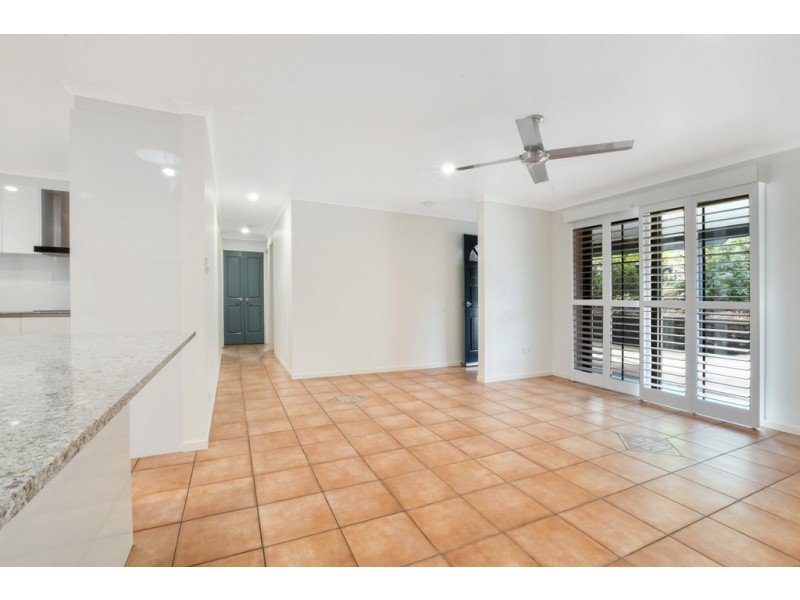 3 Pinaroo Street, Battery Hill QLD 4551