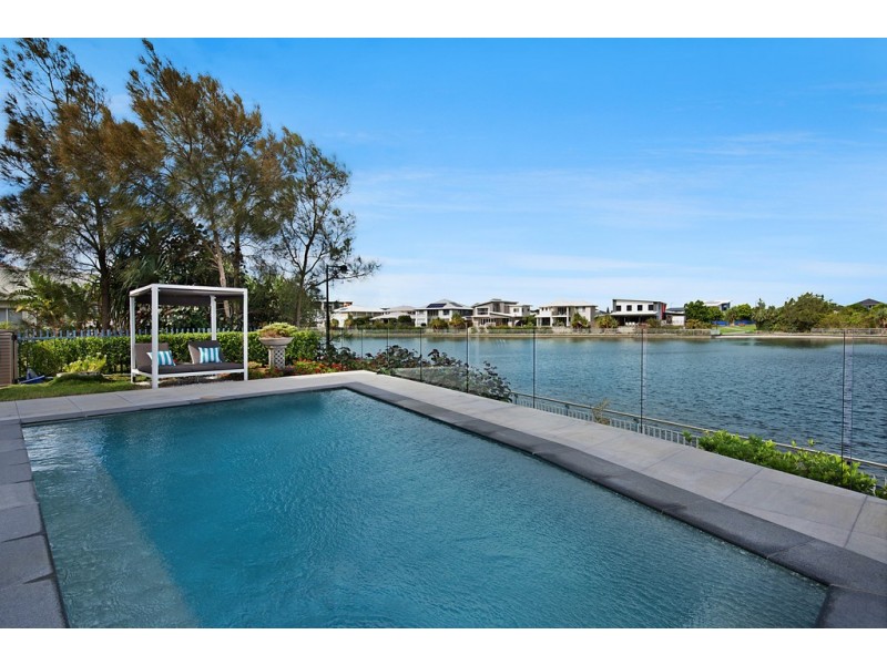 12 Reef Court, Birtinya QLD 4575
