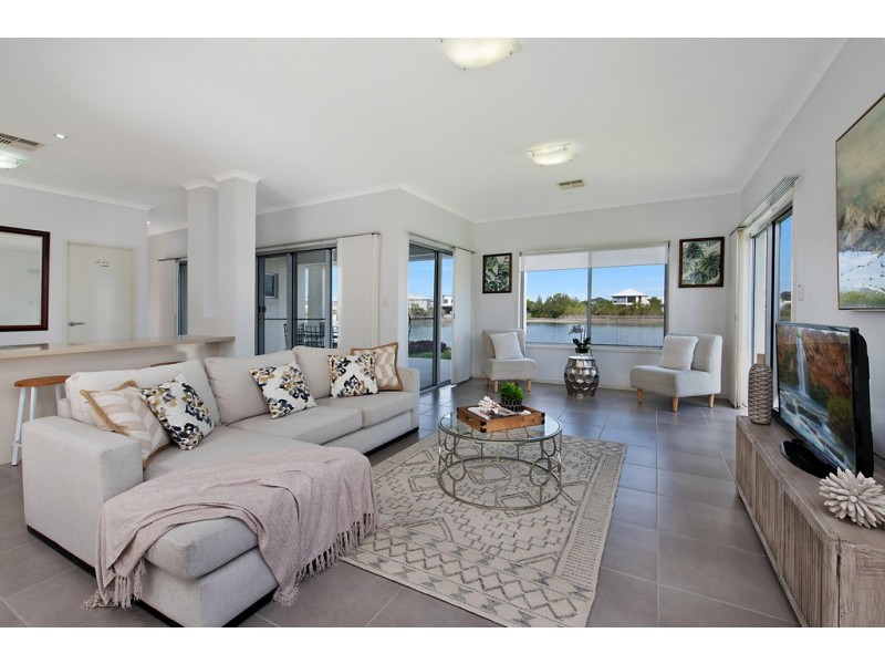 12 Reef Court, Birtinya QLD 4575