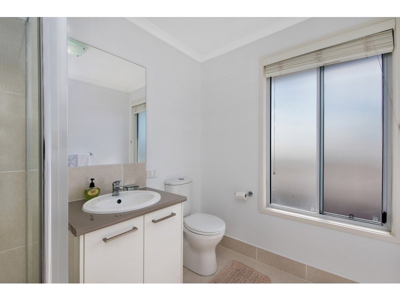 12 Reef Court, Birtinya QLD 4575