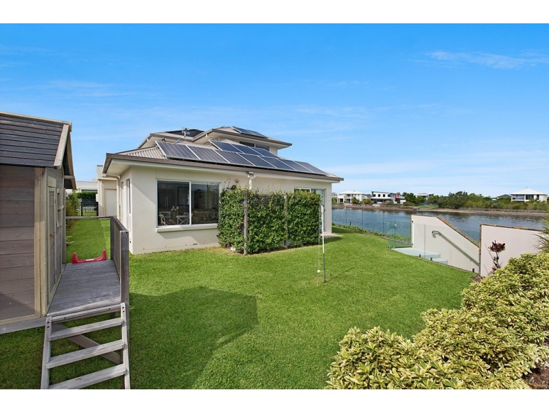 12 Reef Court, Birtinya QLD 4575