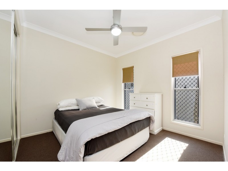 2 Stephen Burton Way, Pelican Waters QLD 4551