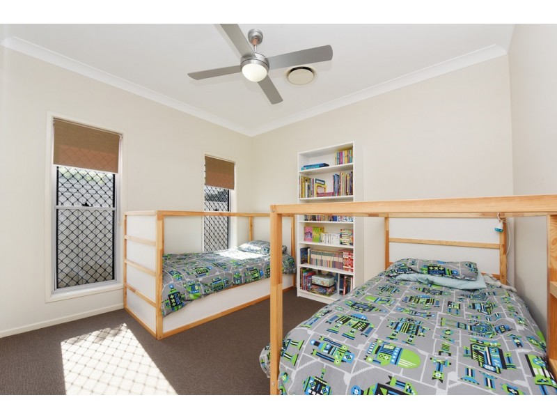 2 Stephen Burton Way, Pelican Waters QLD 4551