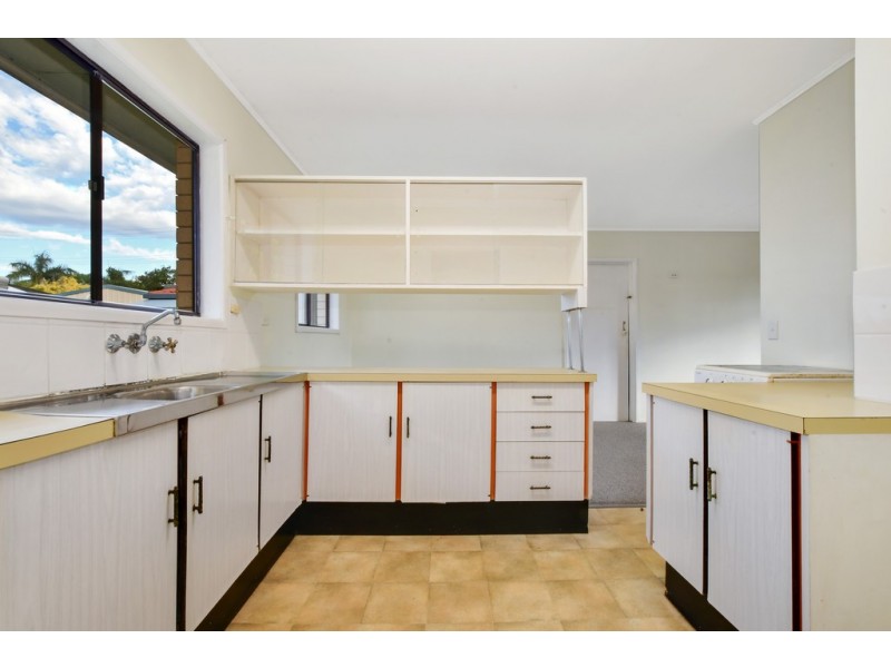 63 Broadsea Avenue, Maroochydore QLD 4558