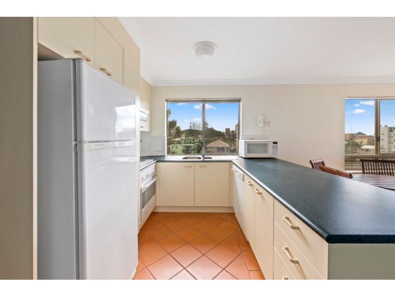 Unit 5/6 Mahia Terrace, Kings Beach QLD 4551