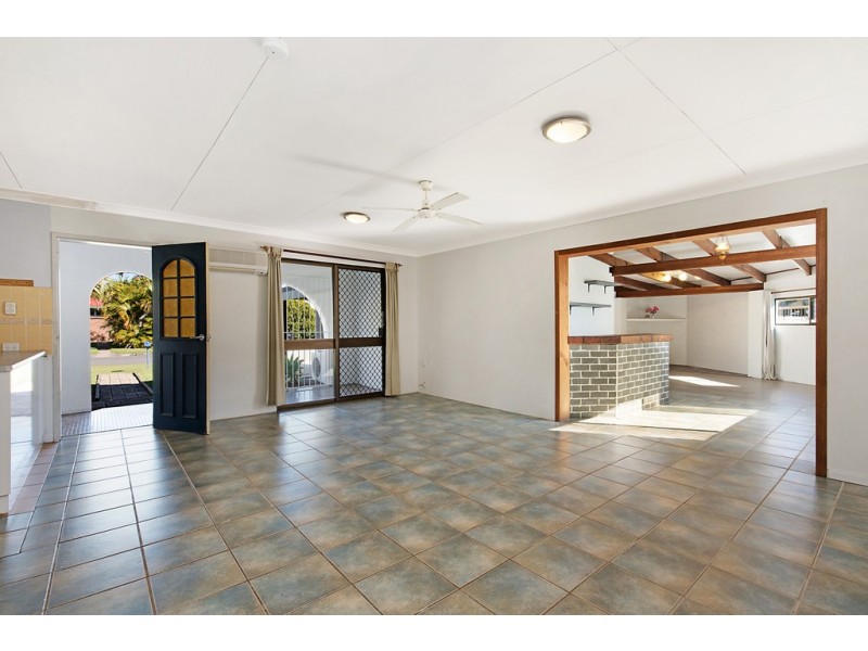 11 Tareel Street, Wurtulla QLD 4575