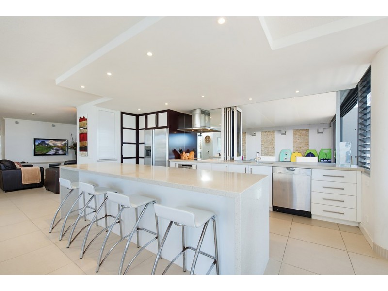 Unit 9/2 Brisbane Road, Mooloolaba QLD 4557