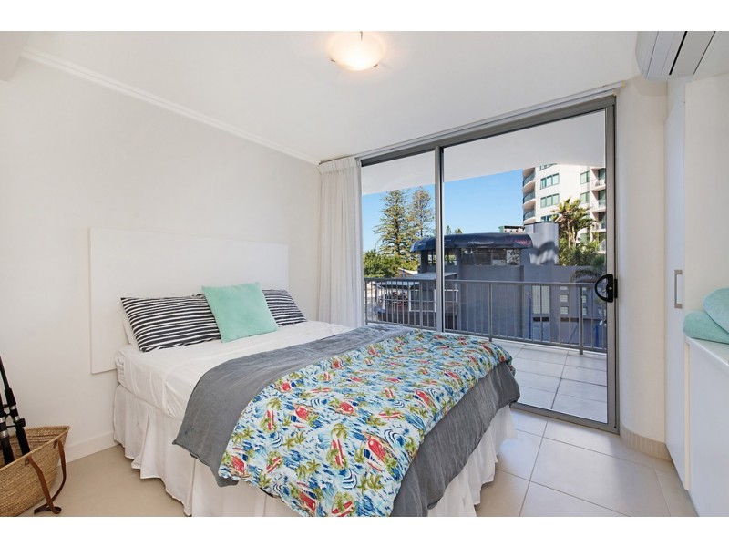 Unit 9/2 Brisbane Road, Mooloolaba QLD 4557