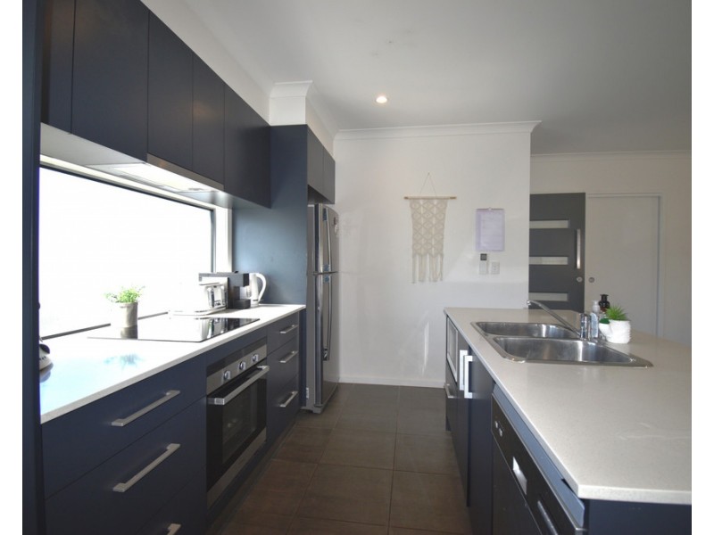 45 Brampton Way, Meridan Plains QLD 4551