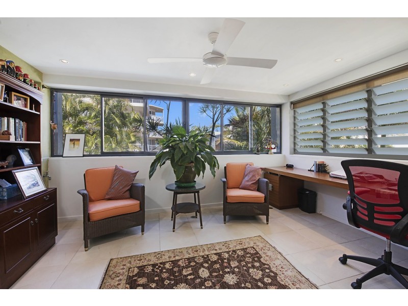 Unit 2/22 Queen of Colonies Parade, Moffat Beach QLD 4551