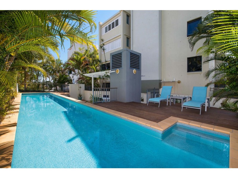 Unit 2/22 Queen of Colonies Parade, Moffat Beach QLD 4551