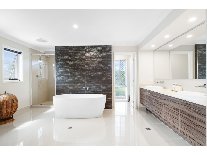 20 Mantis Crescent, Caloundra West QLD 4551