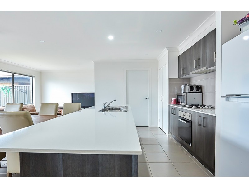 68 Creekwood Avenue, Meridan Plains QLD 4551