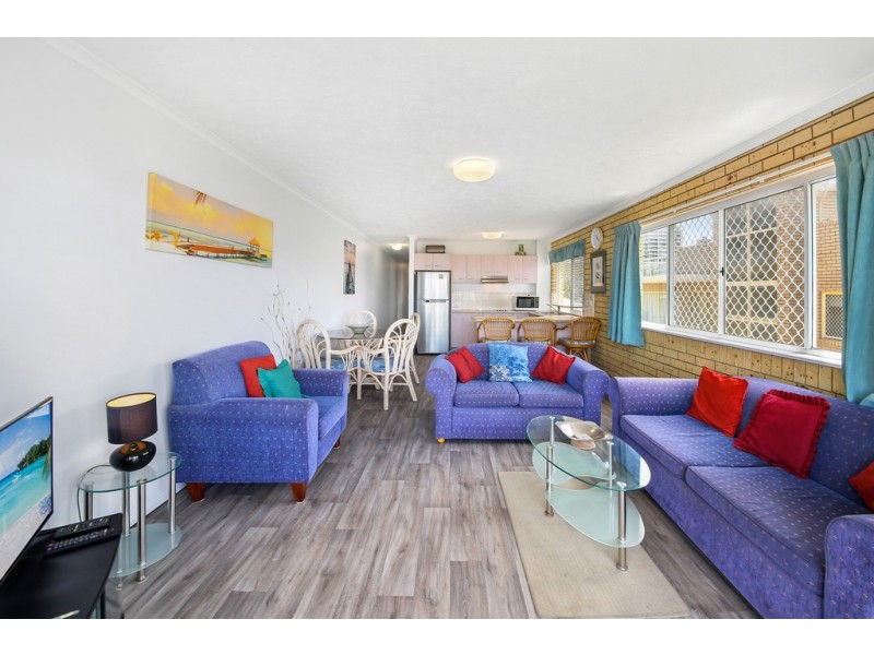 Unit 5/19 Mahia Terrace, Kings Beach QLD 4551