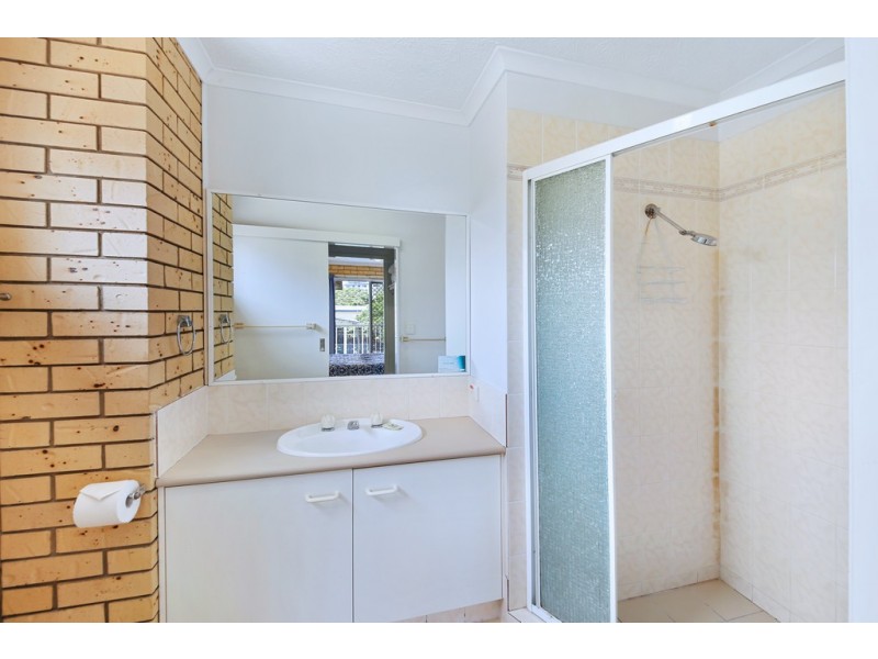 Unit 5/19 Mahia Terrace, Kings Beach QLD 4551