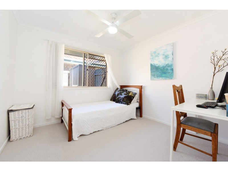 Villa 5/2a Albatross Avenue, Aroona QLD 4551