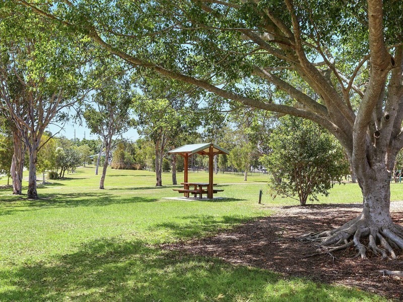 Villa 5/2a Albatross Avenue, Aroona QLD 4551