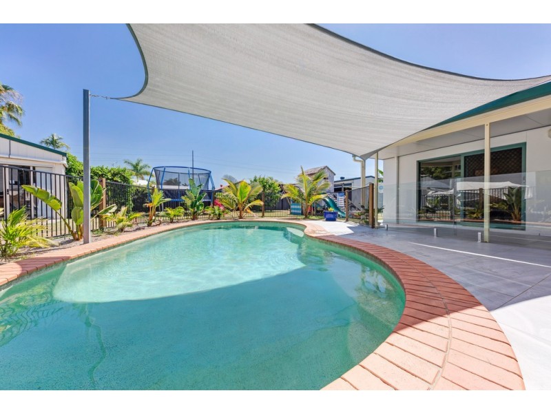 1 Sweetgum Court, Currimundi QLD 4551